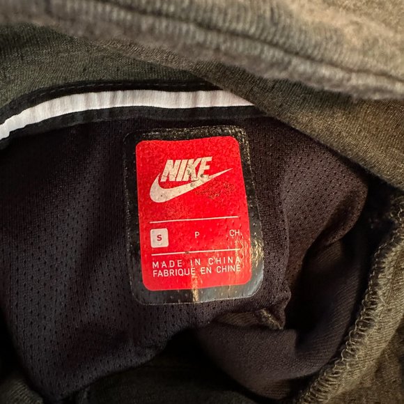 Nike Cowlneck Dri-fit Hoodie in Dark Green Size S - Picture 3 of 5